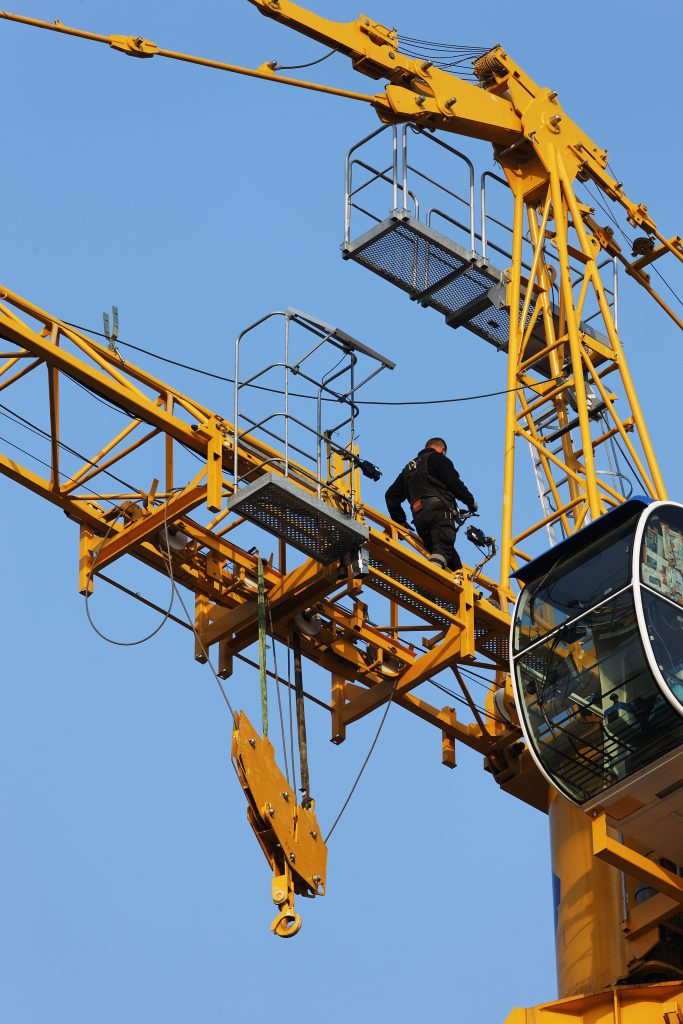 Top 5 Common Failures in Wire Rope Hoists in Malaysia (And How to Prevent Them)
